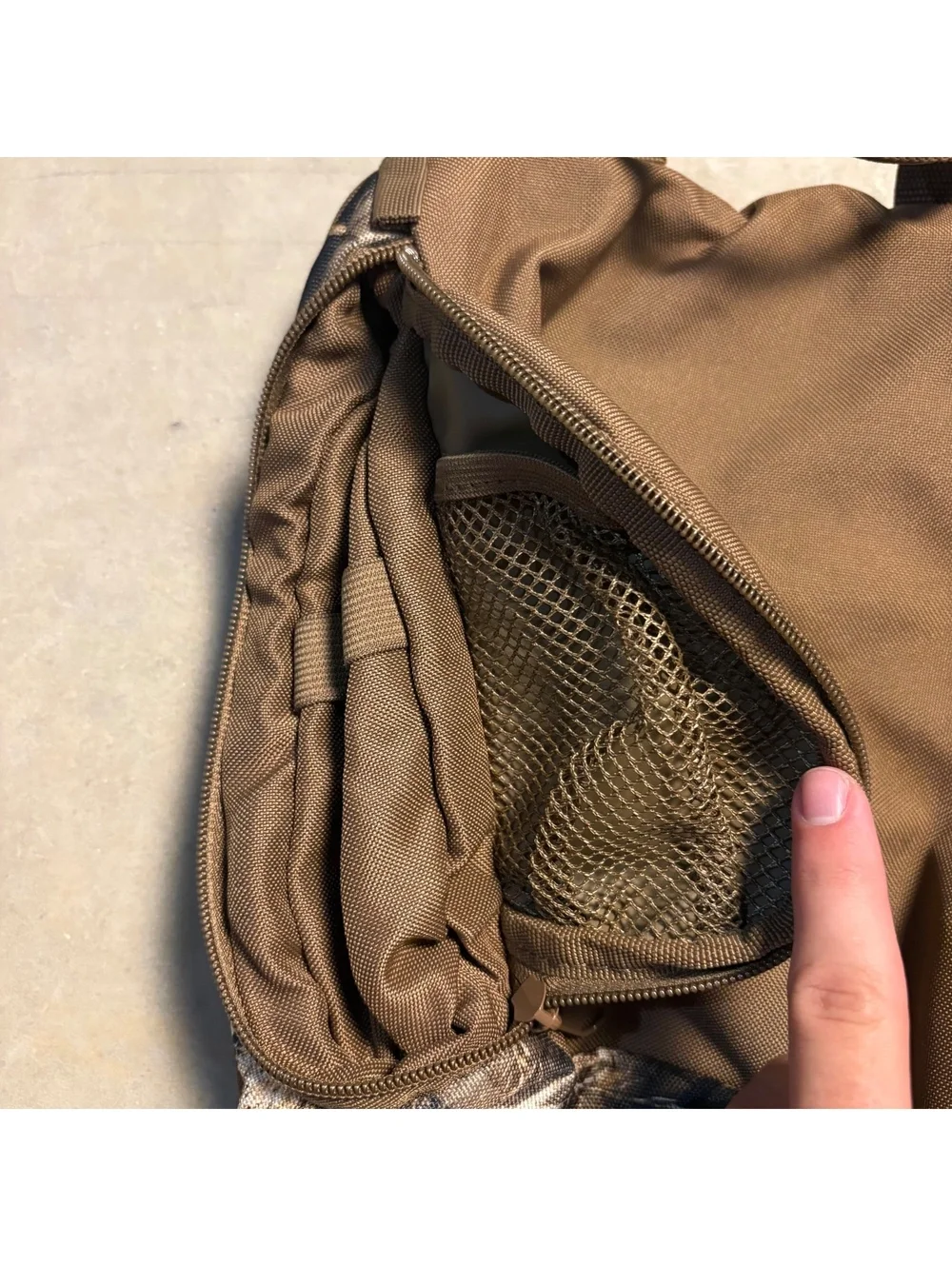 Delta Waterfoul camo hunting bag